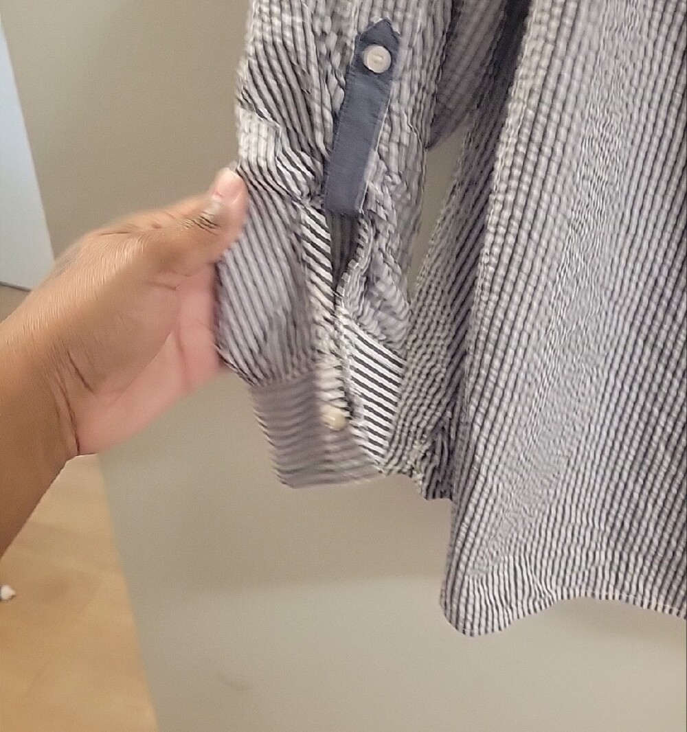 Tommy Hilfiger Striped Half-Zip Button Sleeve Seersucker - Black & White Size 1x - Picture 4 of 5